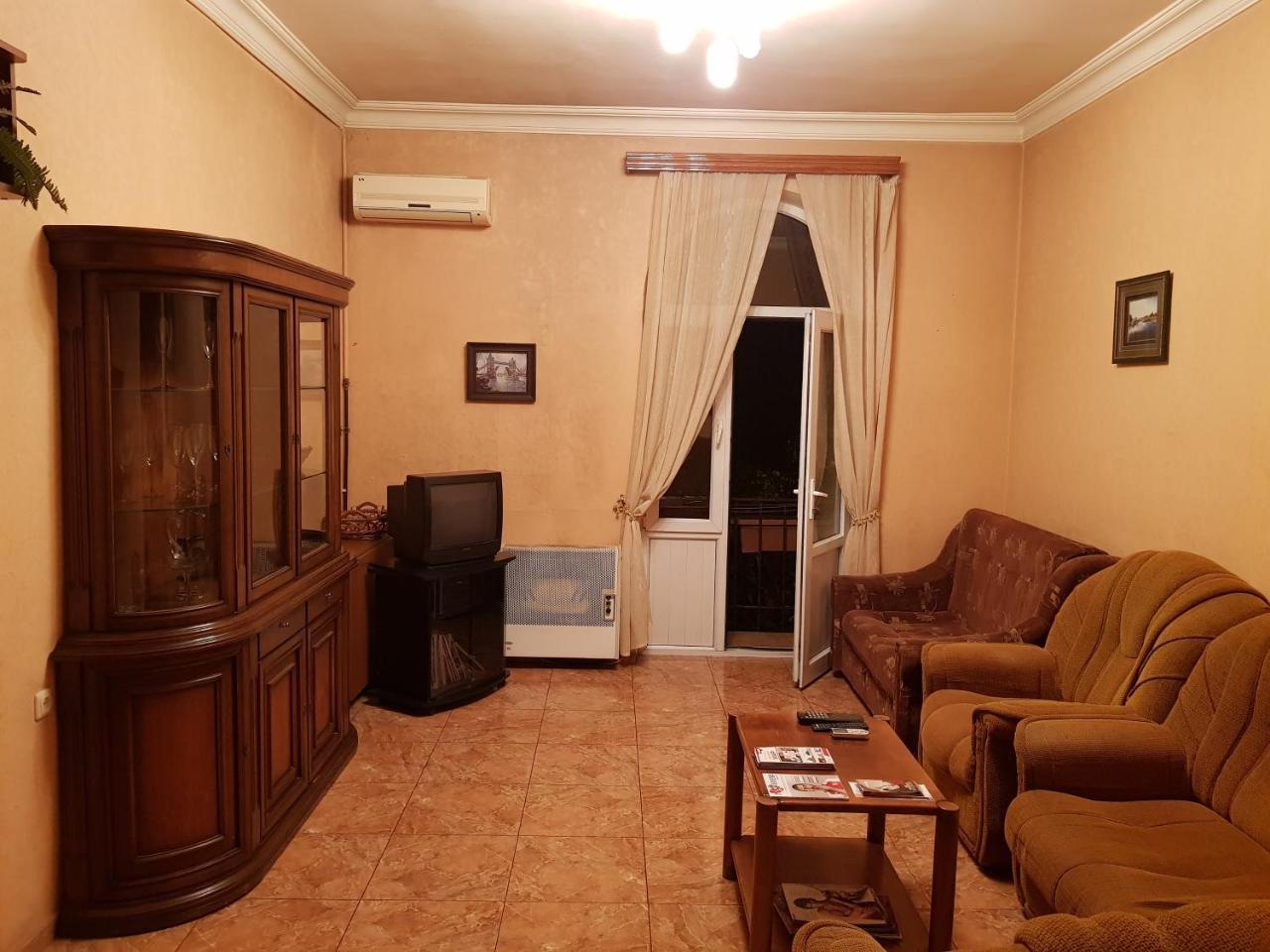 Agora Arcs Apartment Jereván Kültér fotó